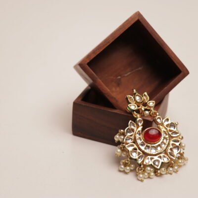 Golden Glow Earring (Red)