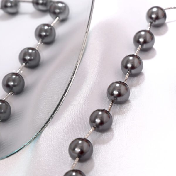 Urban Chic (Grey) - Image 3
