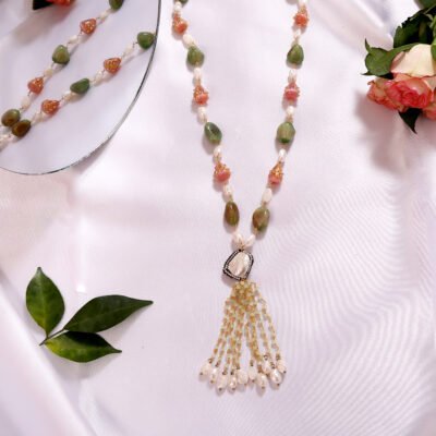 Twilight Tassel (Green-Pink)